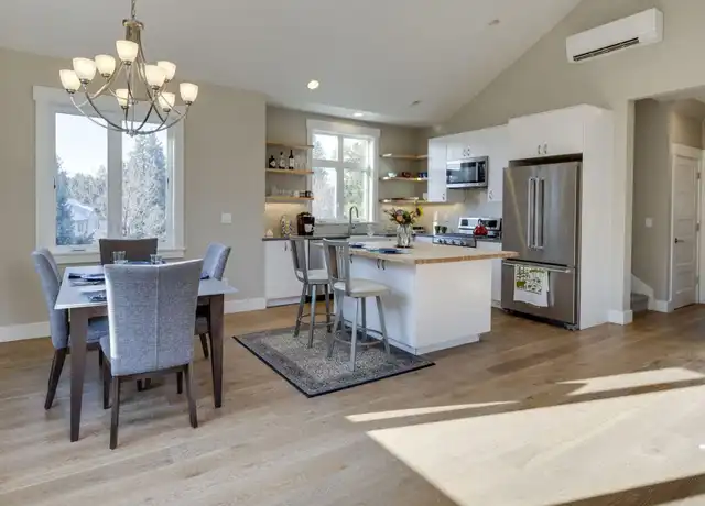Property at 1921 NW Monterey Mews Ln, Bend, OR, 97703, 2 beds, 2.5 baths, [object Object]