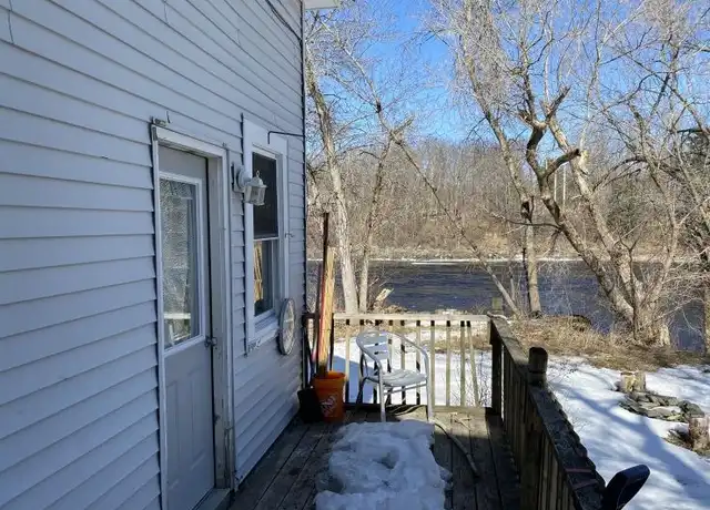 Property at 24 Howard St Unit 4, Old Town, ME, 04468, 1 bed, 1 bath, [object Object]