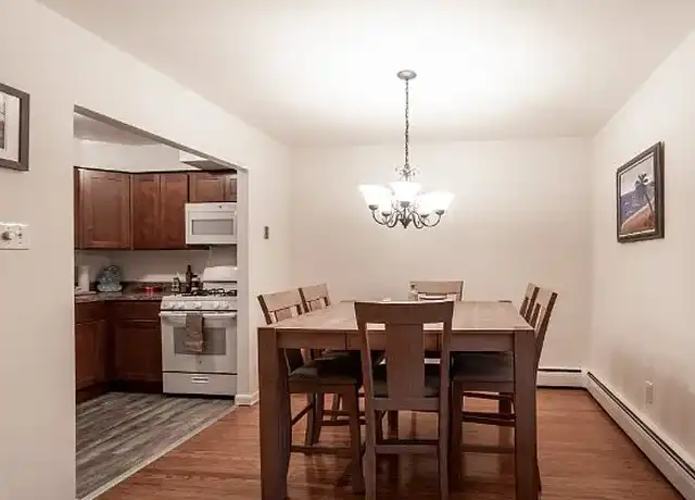Property at Ridley Park Apartments - 306 E Hinckley Ave, Ridley Park, PA, 19078, 2 beds, 1 bath, [object Object]