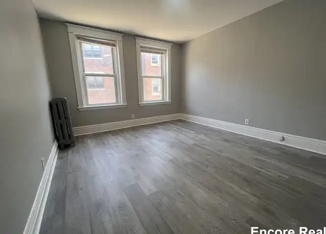 Property at 376 Riverway Unit 12, Boston, MA, 02115, 1 bed, 1 bath, [object Object]