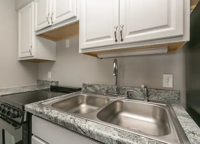 Property at Eastview Apartments - 2120 S Ingram Mill Rd, Springfield, MO, 65804, 0-2 beds, 1 bath, [object Object]