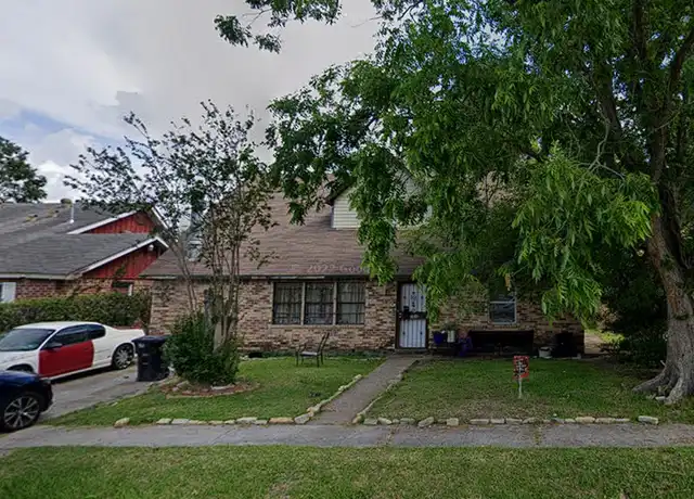 Property at 3106 McCrarey Dr, Houston, TX, 77088, 6 beds, 2 baths, [object Object]