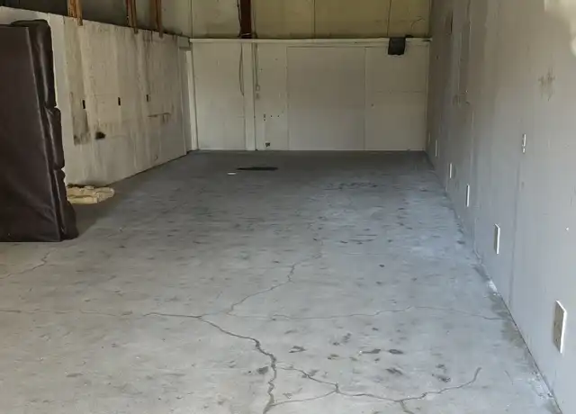 Property at 925 Lassen Ln, Mt Shasta, CA, 96067, 0 beds, 1 bath, [object Object]