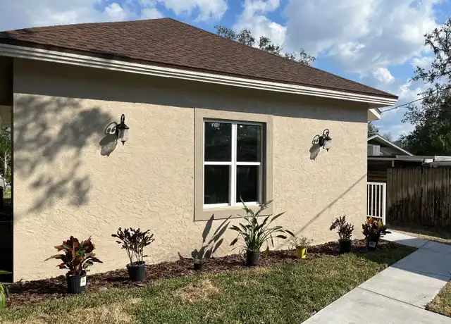 Property at 303 Cindy Ln, Brandon, FL, 33510, 1 bed, 1 bath, [object Object]