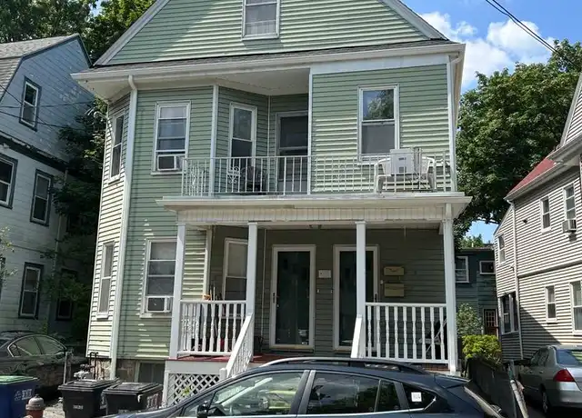Property at 24 Aberdeen Rd, Somerville, MA, 02144, 3 beds, 1 bath, [object Object]