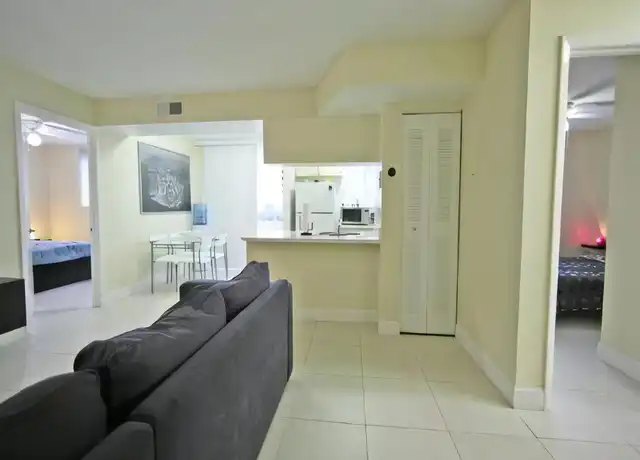 Property at 7020 Rue Granville, Miami Beach, FL, 33141, 1 bed, 1 bath, [object Object]