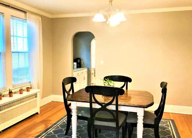 Photo of 144 Whitman Ave Unit 2BR, West Hartford, CT 06107