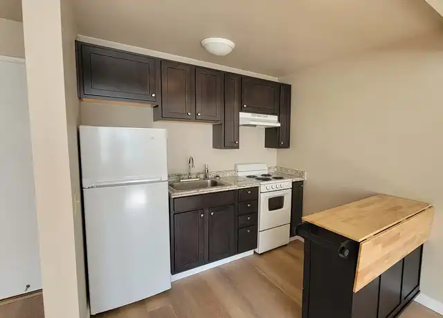 Property at The Charlemagne - 1300 14th Ave S, Seattle, WA, 98144, 1 bed, 1 bath, [object Object]