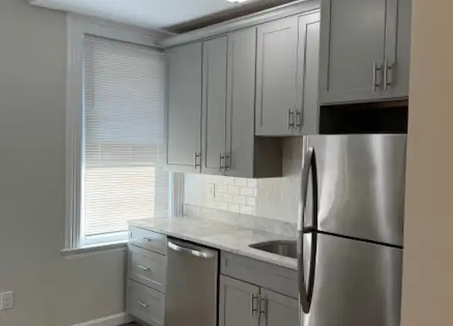 Property at 292 Thayer Street 2 - 292 Thayer St #2, Providence, RI, 02906, 3 beds, 1.5 baths, [object Object]