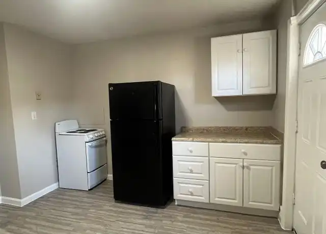 Property at 2070 Chambers Rd Unit 4, Aurora, CO, 80011, 1 bed, 1 bath, [object Object]