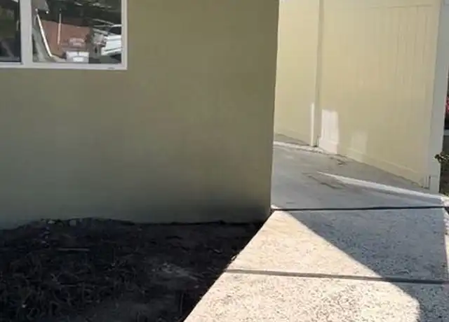 Property at 23954 Hartland St, West Hills, CA, 91307, 1 bed, 1 bath, [object Object]