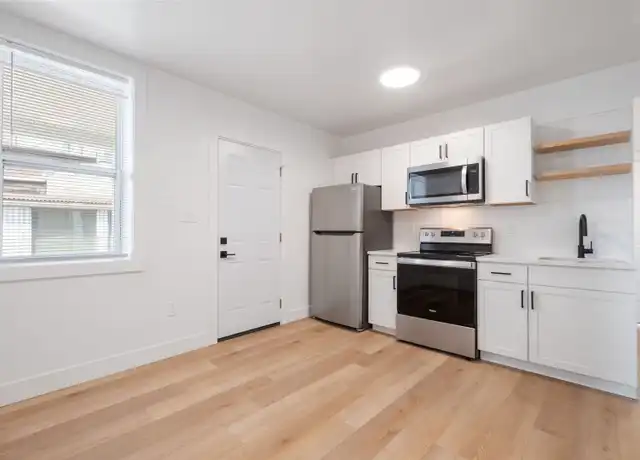 Property at 3315 Ward St Unit 3, Pittsburgh, PA, 15213, 1 bed, 1 bath, [object Object]
