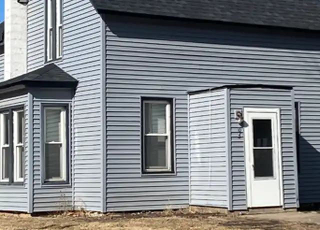 Property at 103 N Pearl St Unit 103, River Falls, WI, 54022, 4 beds, 1 bath, [object Object]