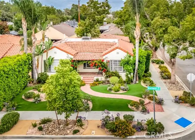 Property at 546 S Beachwood Dr, Burbank, CA, 91506, 2 beds, 2 baths, [object Object]