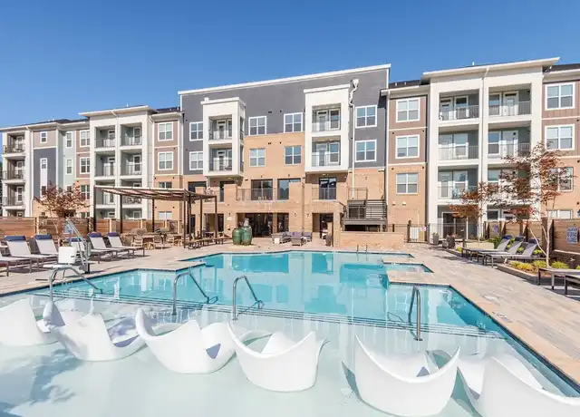Property at Leigh House - 2421 Landmark Dr, Raleigh, NC, 27607, 0-2 beds, 1-2 bath, [object Object]