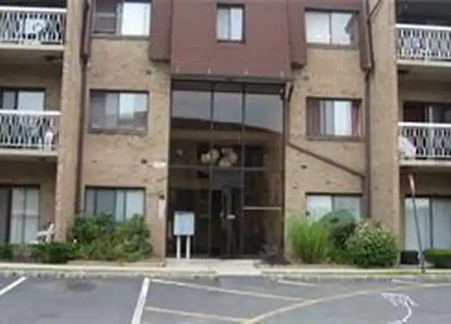 Property at 510 Kennedy Dr, Spring Valley, NY, 10977, 1 bed, 1 bath, [object Object]