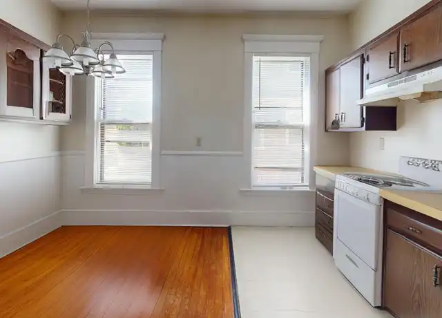 Property at 310 Willow St Unit 1R, New Haven, CT, 06511, 0 beds, 1 bath, [object Object]