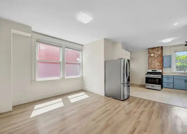 Property at 2421 Kenilworth Ave Unit 1, Cincinnati, OH, 45212, 1 bed, 1 bath, [object Object]