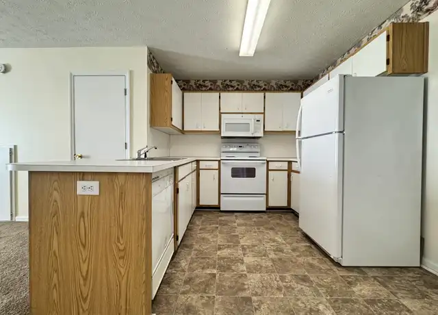 Property at 5235 Crystal Ct Unit D, Columbus, GA, 31907, 2 beds, 1.5 baths, [object Object]