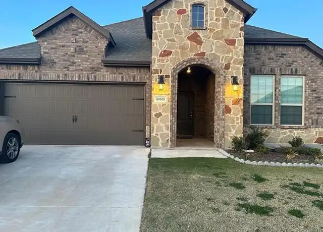 Property at 10505 Twisting Springs Dr, Aubrey, TX, 76227, 3 beds, 2 baths, [object Object]