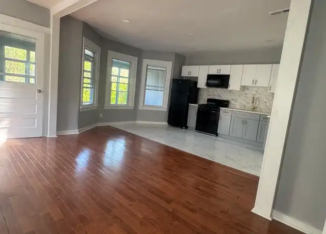 Property at 1214 Whalley Ave Unit 2, New Haven, CT, 06515, 4 beds, 2 baths, [object Object]