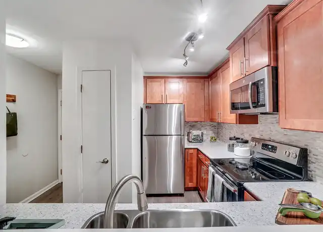 Property at TGM Park Meadows - 10 Lincoln Meadows Dr, Schaumburg, IL, 60173, 1 bed, 1 bath, [object Object]