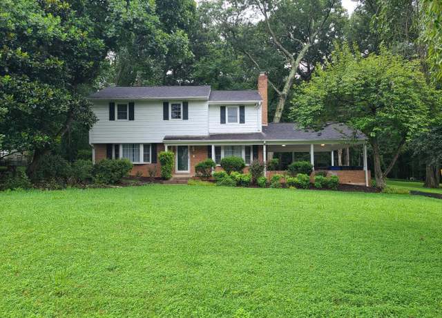 Photo of 10617 Good Spring Ave, Great Falls, VA 22066