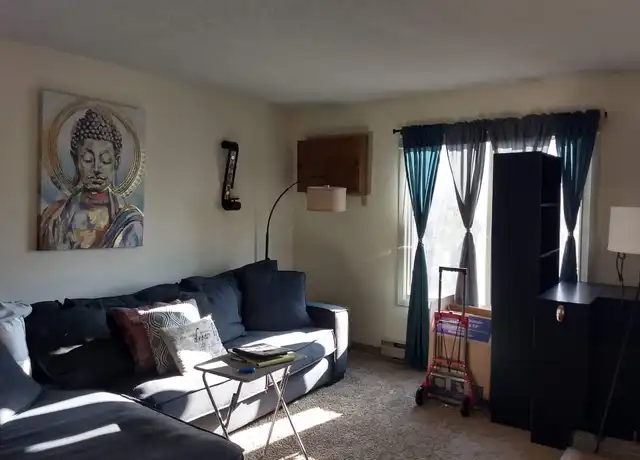 Property at 2905 Winsor Dr Unit 113, Eau Claire, WI, 54703, 2 beds, 1 bath, [object Object]