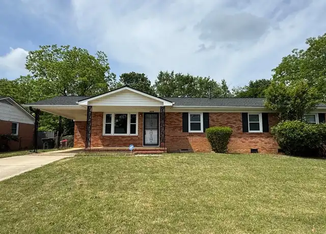 Property at 1616 Grandview Dr, Fayetteville, NC, 28314, 4 beds, 1.5 baths, [object Object]