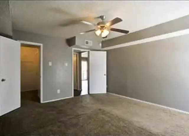Property at 11100 Walnut Hill Ln, Dallas, TX, 75238, 1 bed, 1 bath, [object Object]