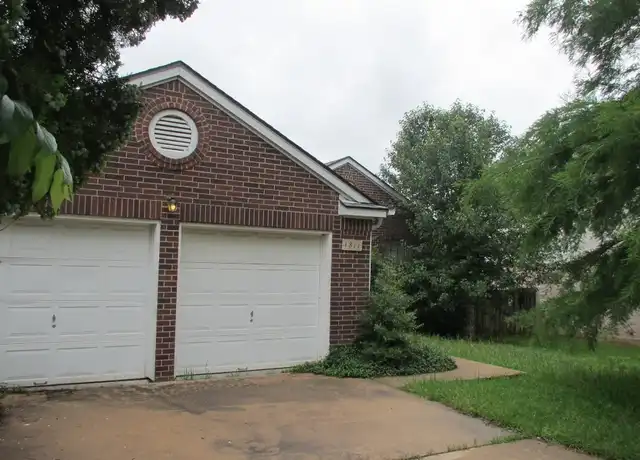 Property at 1811 Lion Heart Dr, Cedar Park, TX, 78613, 4 beds, 2 baths, [object Object]