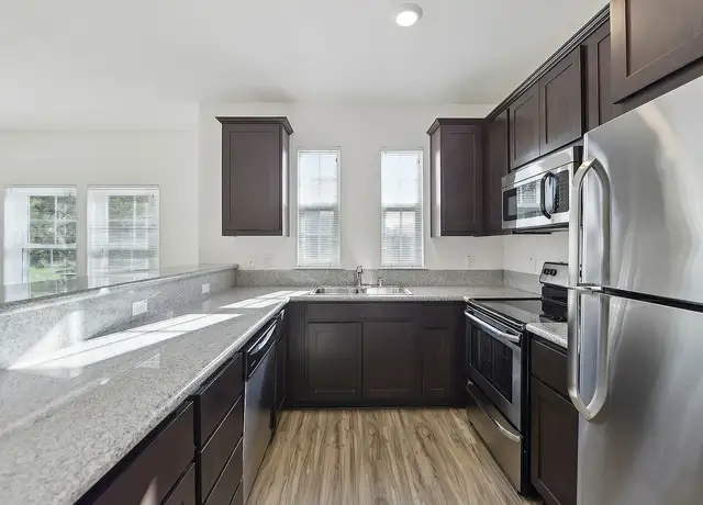 Photo of 720-740 Shell Ave, Martinez, CA 94553