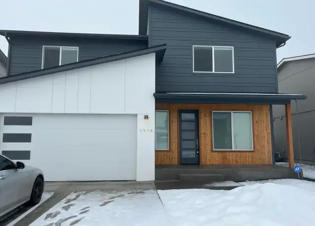Property at 1978 W Lavender Ave, Spokane, WA, 99208, 4 beds, 3 baths, [object Object]