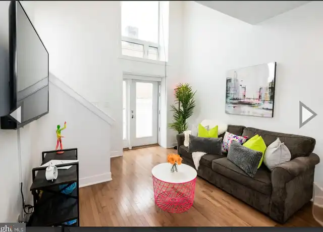 Property at 1217 N Hancock St Unit 201, Philadelphia, PA, 19122, 2 beds, 1 bath, [object Object]