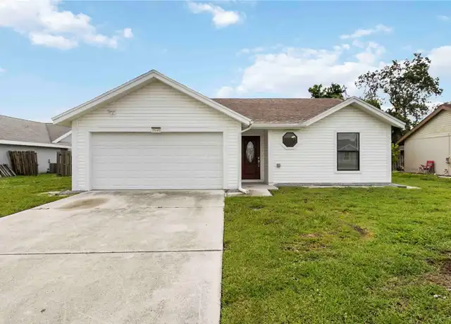 Property at 3540 65th Avenue Cir E, Sarasota, FL, 34243, 2 beds, 2 baths, [object Object]