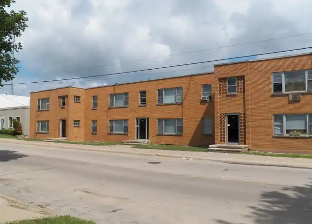 Property at 222 29th Street Dr SE Unit W2, Cedar Rapids, IA, 52403, 1 bed, 1 bath, [object Object]