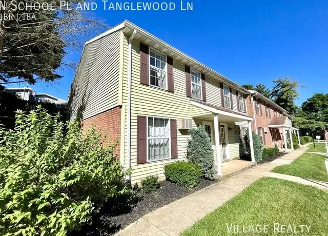 Property at 337 N School Pl, Dallastown, PA, 17313, 1 bed, 1 bath, [object Object]