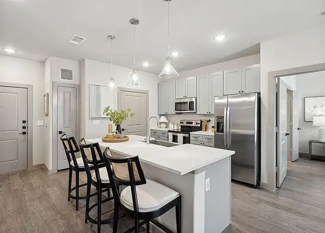 Photo of 1845 W University Ave, Georgetown, TX 78628