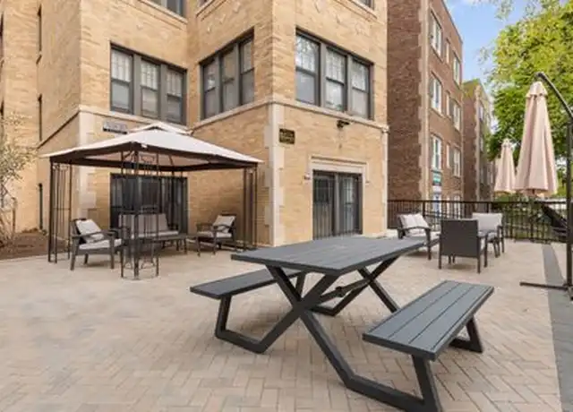 Property at 7622 N Eastlake Ter, Chicago, IL, 60626, 2 beds, 1 bath, [object Object]