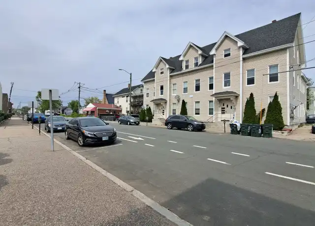 Property at 513 Chestnut St Unit 517-3, Manchester, NH, 03101, 3 beds, 1 bath, [object Object]