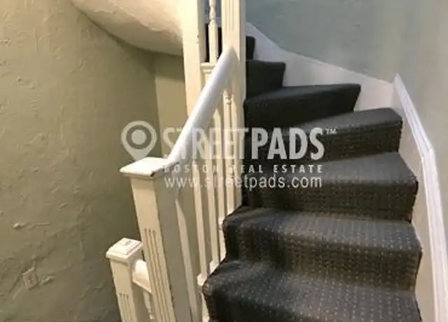 Property at 896 Huntington Ave, Boston, MA, 02115, 2 beds, 1 bath, [object Object]