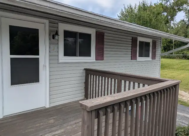 Property at 209 W Oak St Unit 2, Ellettsville, IN, 47429, 1 bed, 1 bath, [object Object]