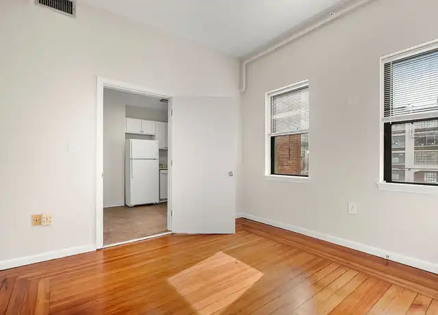Property at 784 Main St, Cambridge, MA, 02139, 2 beds, 1 bath, [object Object]