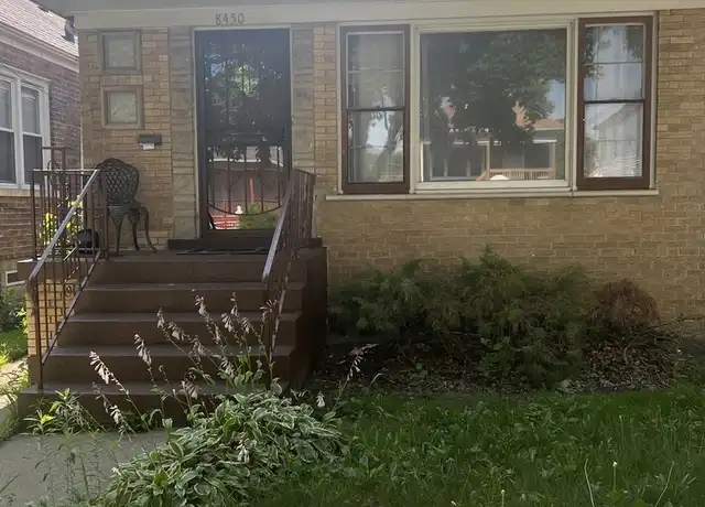 Property at 8450 S Essex Ave, Chicago, IL, 60617, 3 beds, 1.5 baths, [object Object]