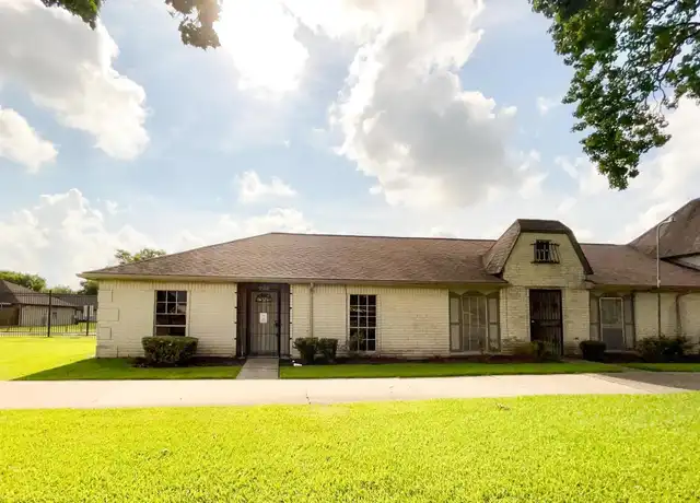 Property at 7301 Cook Rd, Houston, TX, 77072, 2 beds, 1 bath, [object Object]