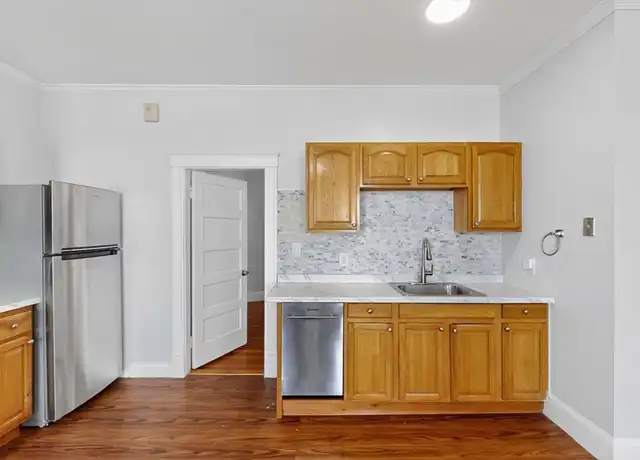 Property at 10 Porter Street Ct Unit 1, Salem, MA, 01970, 3 beds, 1 bath, [object Object]