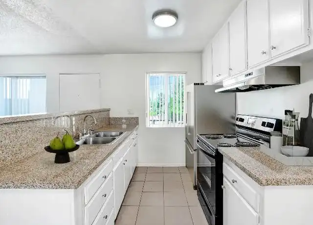 Property at 18855 Vanowen St, Reseda, CA, 91335, 1 bed, 1 bath, [object Object]