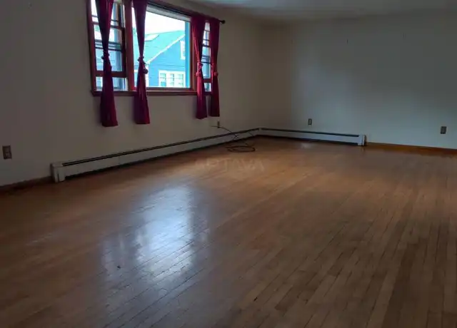 Property at 35 Ware St, Somerville, MA, 02144, 3 beds, 1 bath, [object Object]