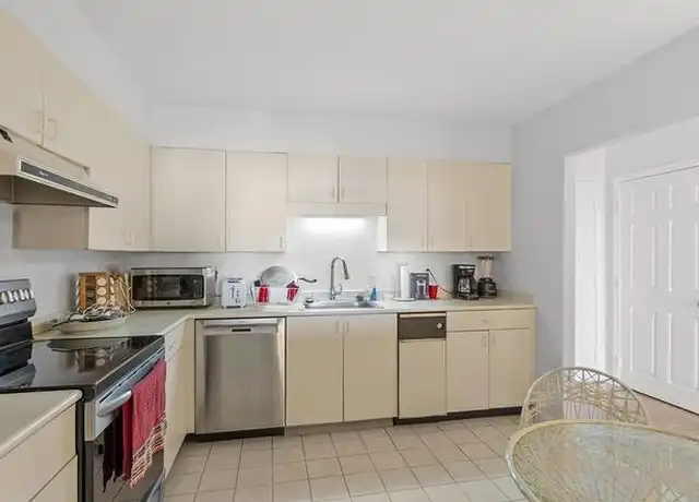 Property at 125 Coolidge Ave Unit 1168C, Watertown, MA, 02472, 1 bed, 1 bath, [object Object]