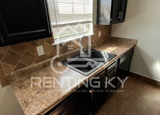 Property at 180 S Killarney Ln Unit 3, Richmond, KY, 40475, 2 beds, 1.5 baths, [object Object]